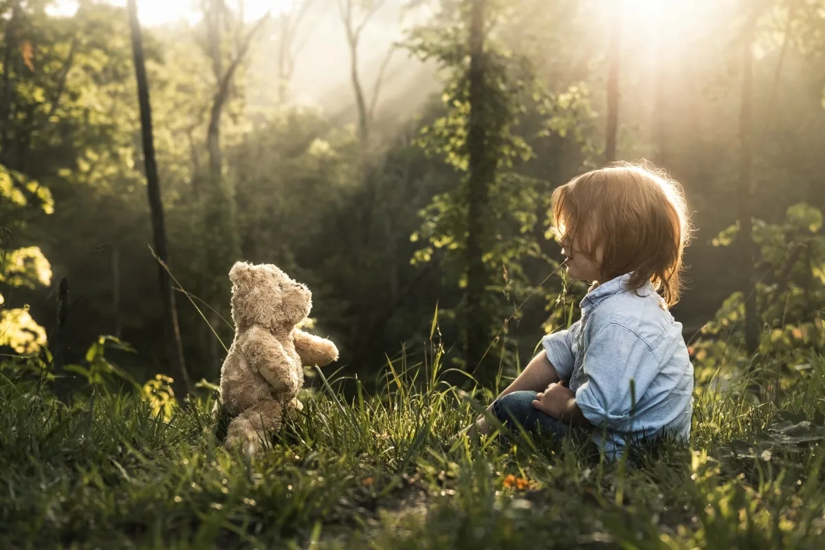 Kaj je resnica (in kaj laž) v tvojih otroških spominih: 4 ključne ugotovitve