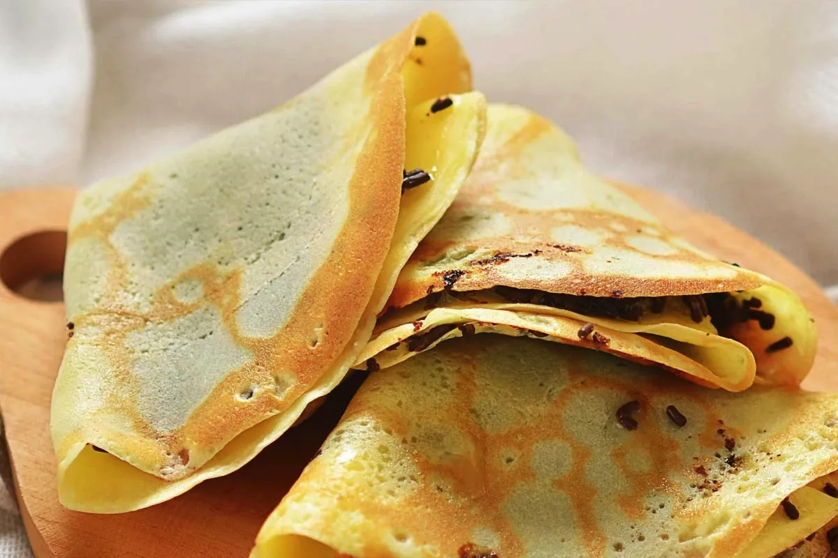 Pripravite beljakovinske palačinke z dvema sestavinama brez moke