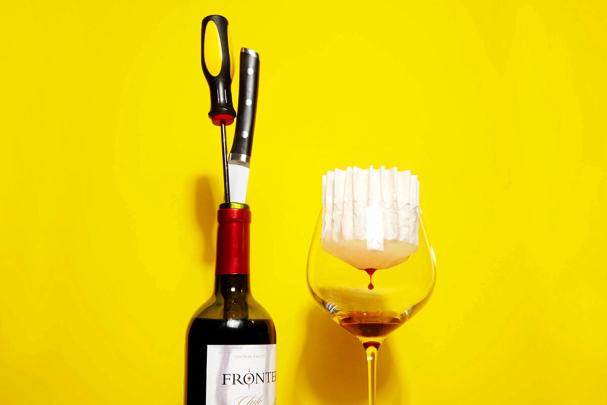 Genijalni načini za otvaranje boce vina bez vadičepa: zapišite ih i ne izgubite