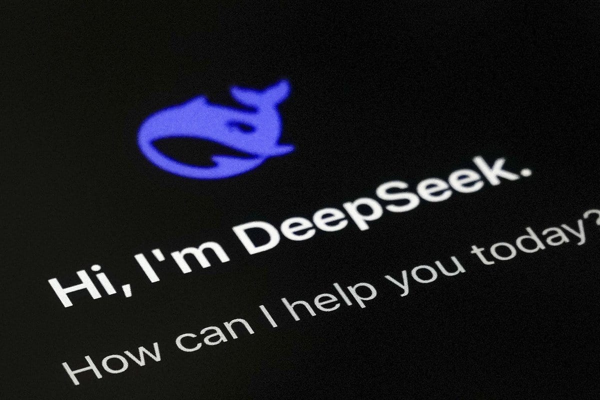 Microsoft priznava: DeepSeek postavlja nov standard za umetno inteligenco