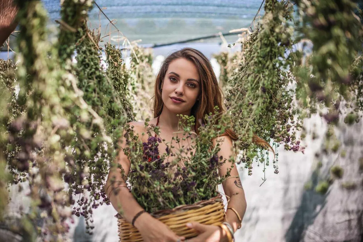 Brez kadil in sveč: Domači trik, da bo vaš dom ves dan dišal kot spa