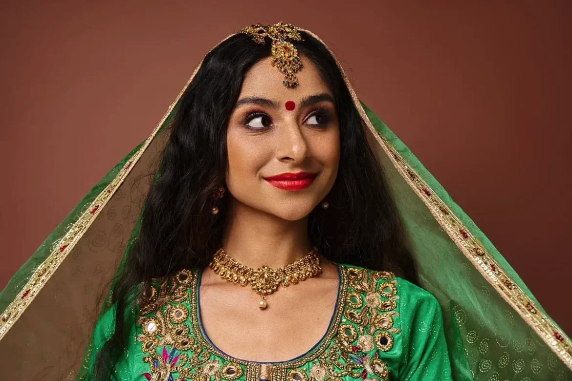 Ne le genetika: Kako doseči goste in sijoče lase z ajurvedskimi skrivnostmi Indijk