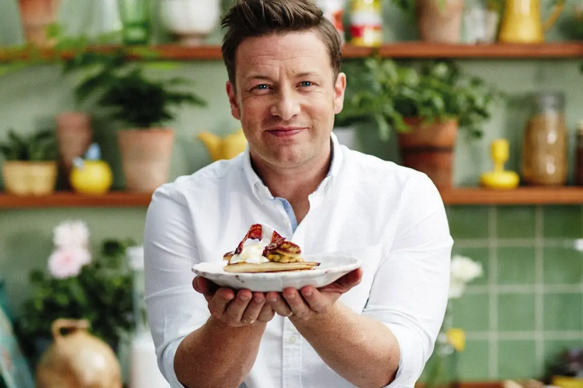 Kako prenehati zavračati hrano iz hladilnika: nasveti Jamieja Oliverja