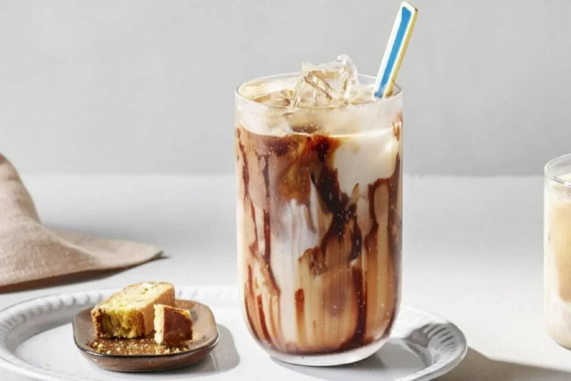 je pitje hladnega kave3 Začela se je sezona ledenega latteja: je pitje hladnega kave sploh zdravo? Namig: zelo!