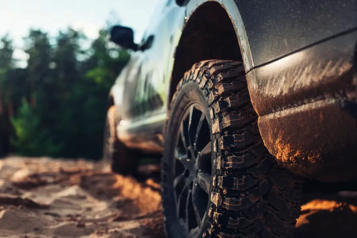 kaj-pomeni-oznaka-4L-pri-avtomobilih Kaj pomeni oznaka 4L pri avtomobilih: ključ do moči na zahtevnih terenih