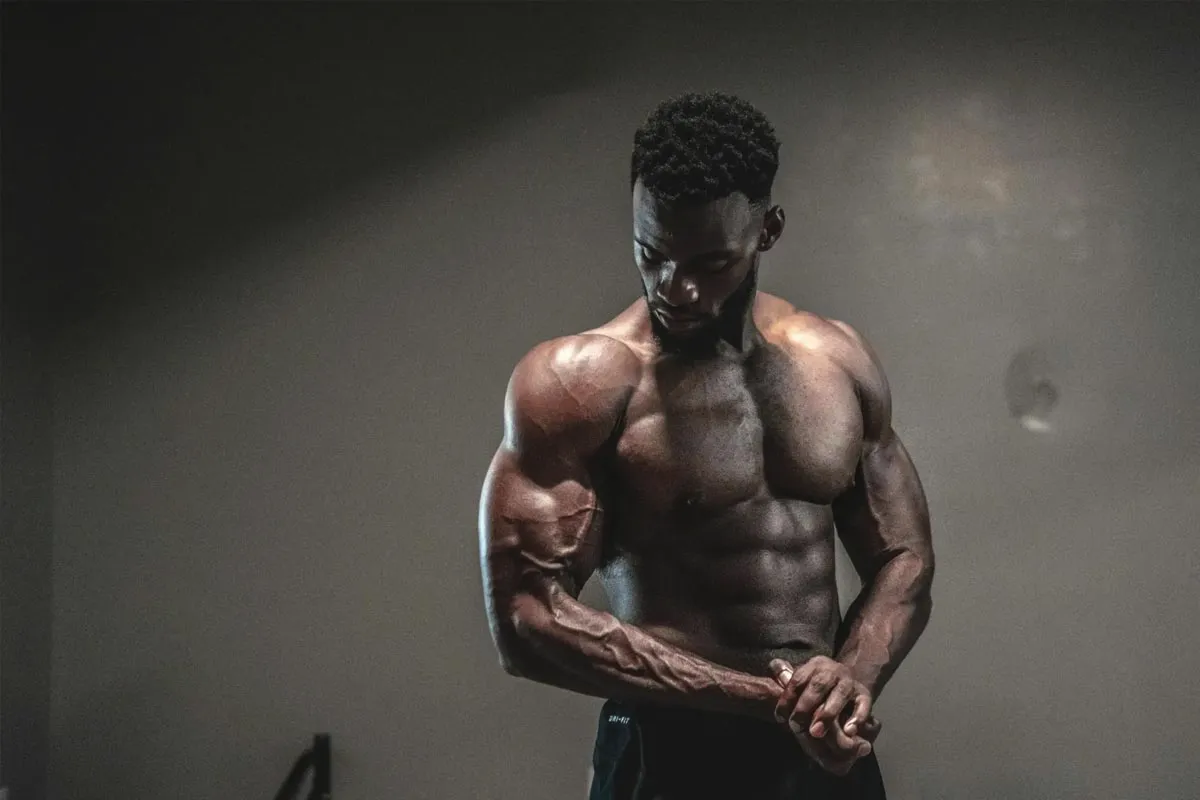 Kako lahko kreatin koristi vašim staršem: priljubljen dodatek bodybuilderjev z novimi prednostmi