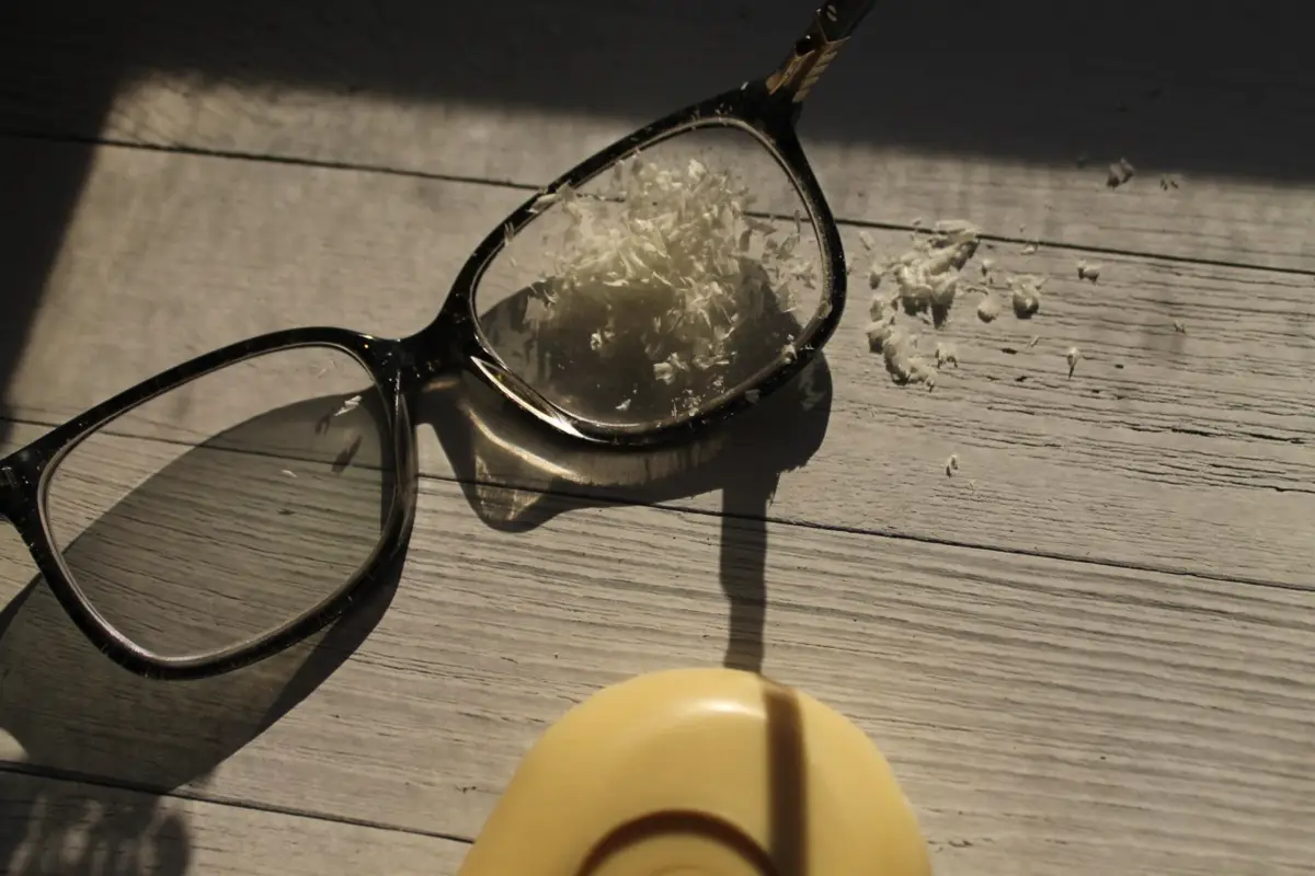 Zakaj očala rosijo in kako to preprečiti