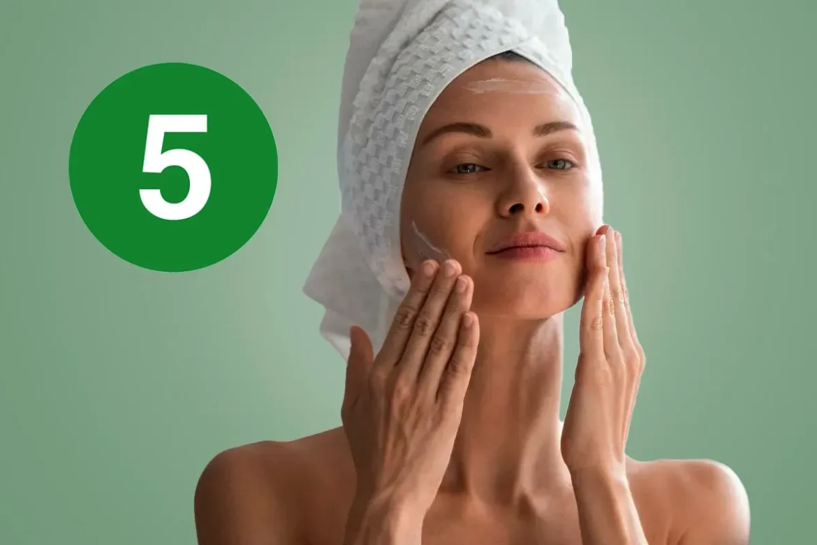 Odpravljanje-madežev-na-koži4 5 krem za obraz, ki zares odpravljajo madeže in so priljubljene pri ženskah nad 40 let