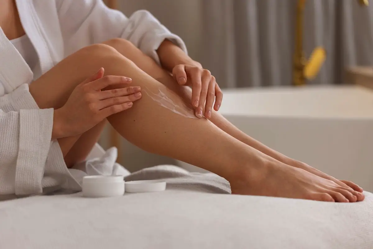 Kako pomiriti razdraženo kožo po britju: Hitri nasveti za lajšanje srbenja in preprečevanje težav