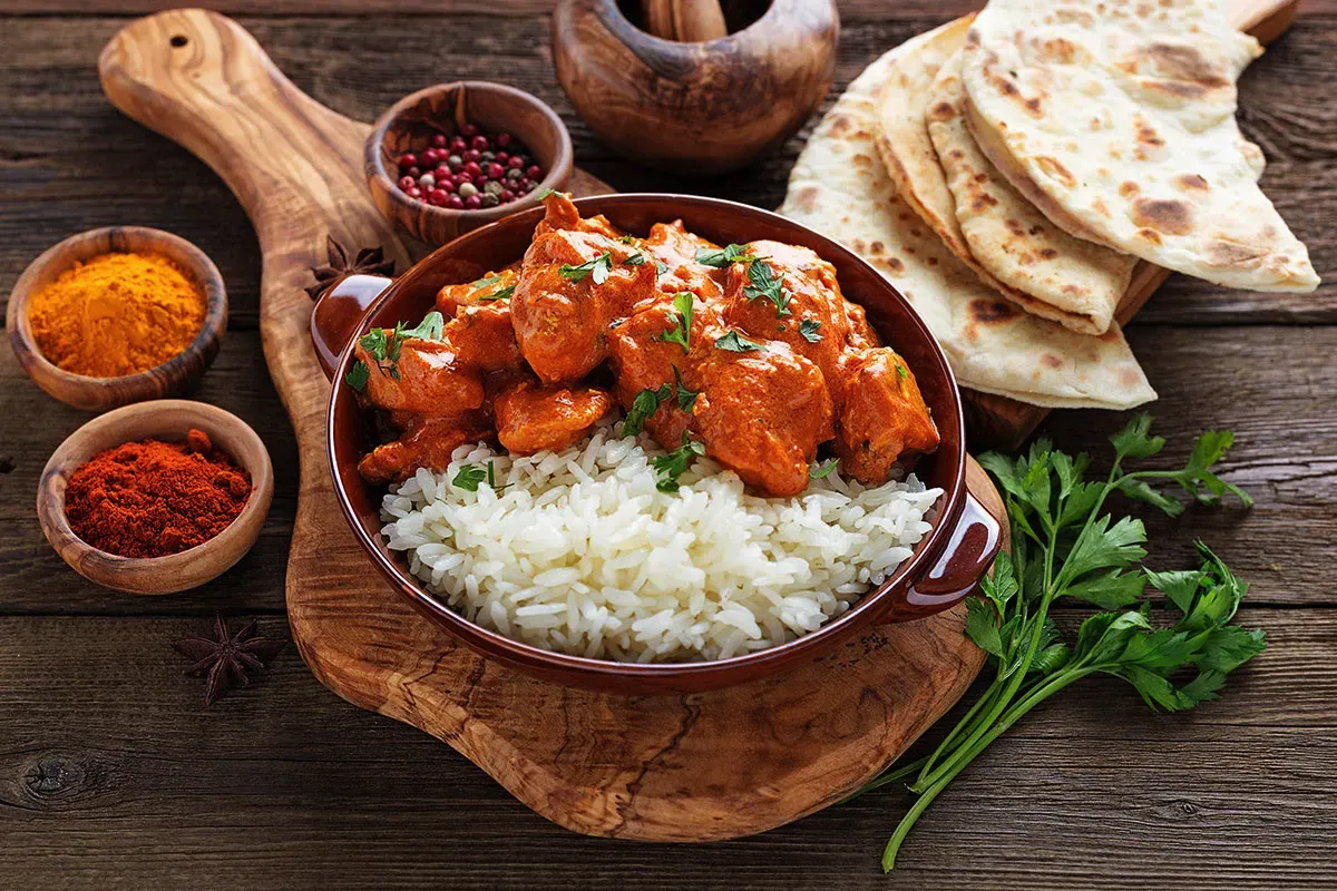 Kako pripraviti piščanca na 3 okusne načine in si olajšati teden: preprosti recepti za zamrzovanje