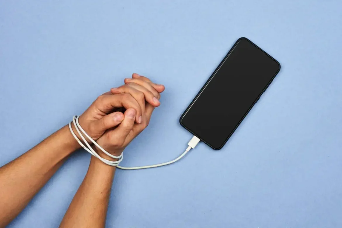 rije dnevi brez pametnega telefona2 Trije dnevi brez pametnega telefona spremenijo delovanje možganov: kaj je pokazal nemški eksperiment