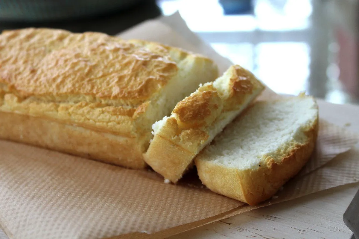 Brez moke in glutena: naučite se pripraviti rižev kruh s samo 6 sestavinami