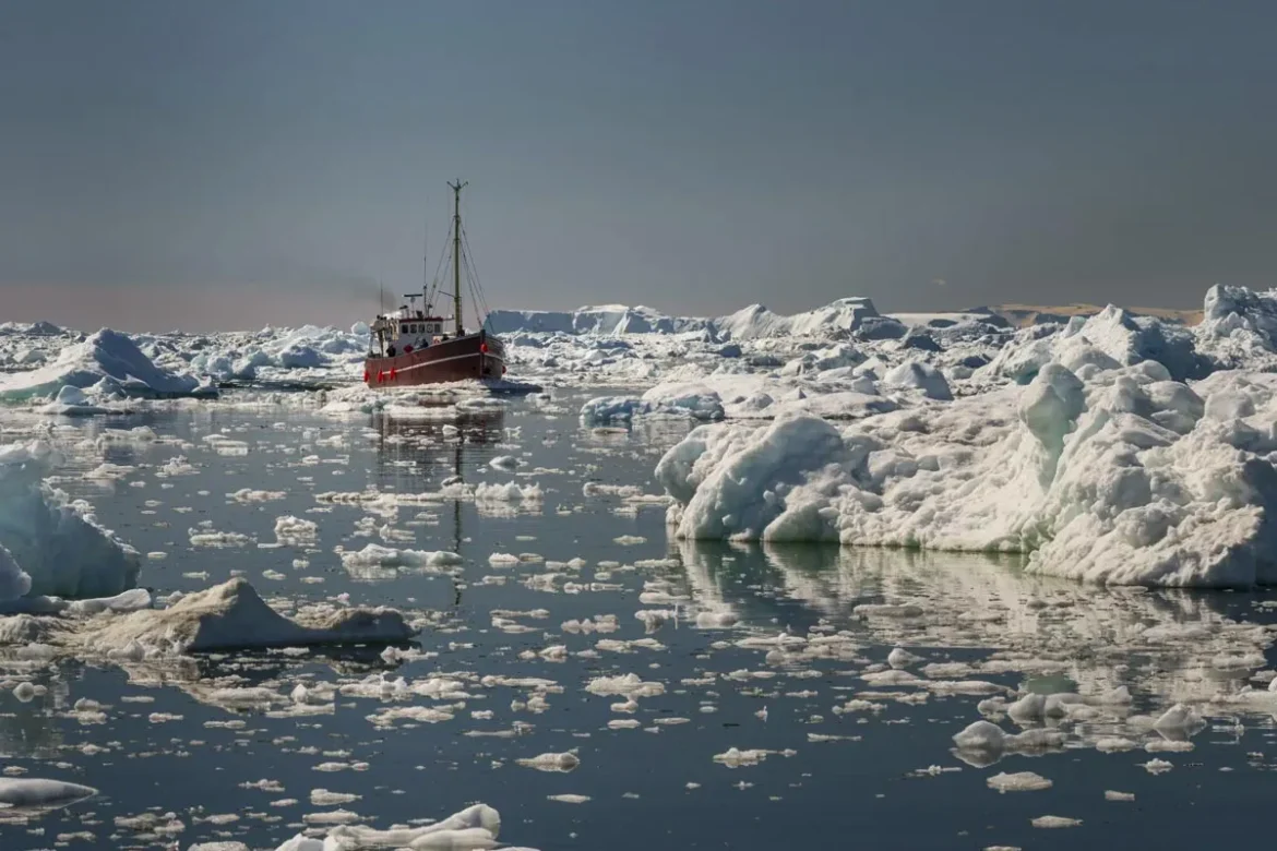 Severni-tečaj Zakaj se Severni tečaj premika proti zahodu: kako bo to vplivalo na vaš telefon in letala?
