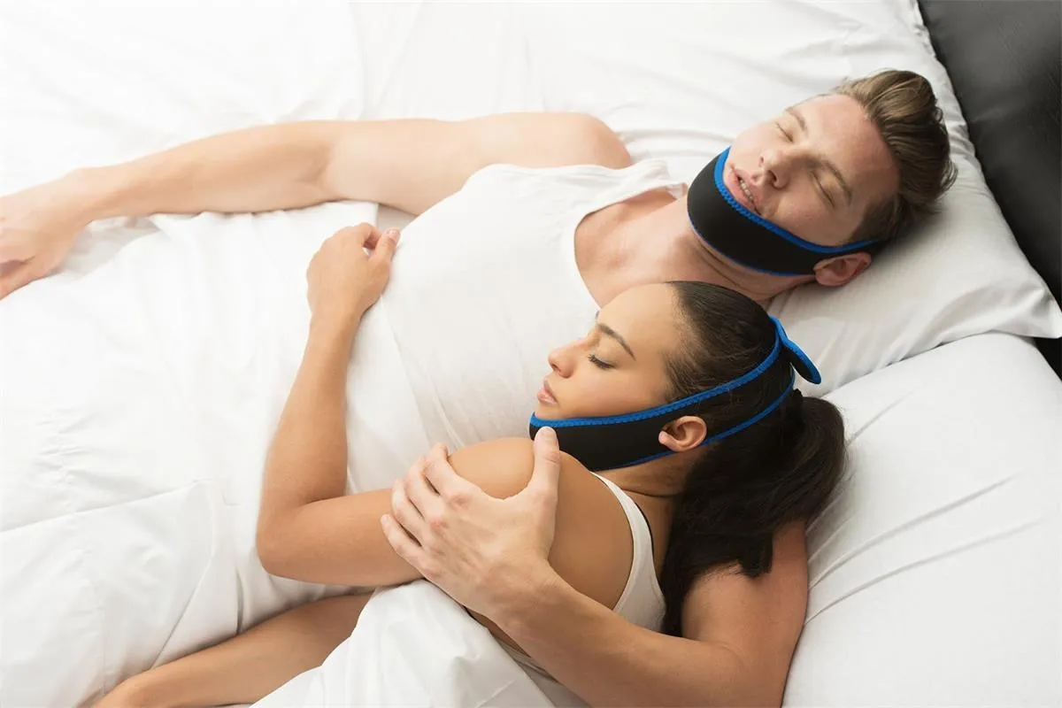 Ne le moteča navada: Kako se znebiti smrčanja pri ženskah in moških ter zakaj do njega pride