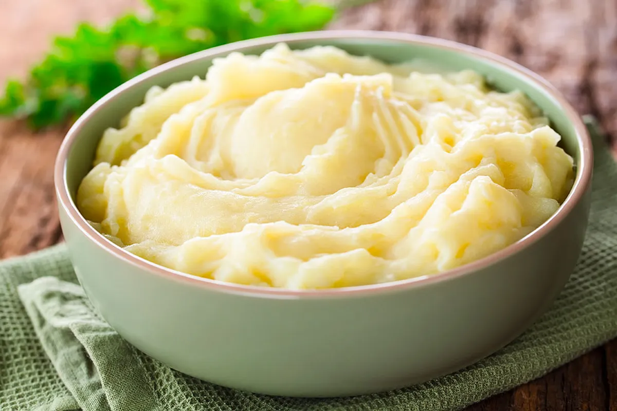 Triki za pire krompir, ki jih še niste poznali: ena sestavina za nepozaben okus