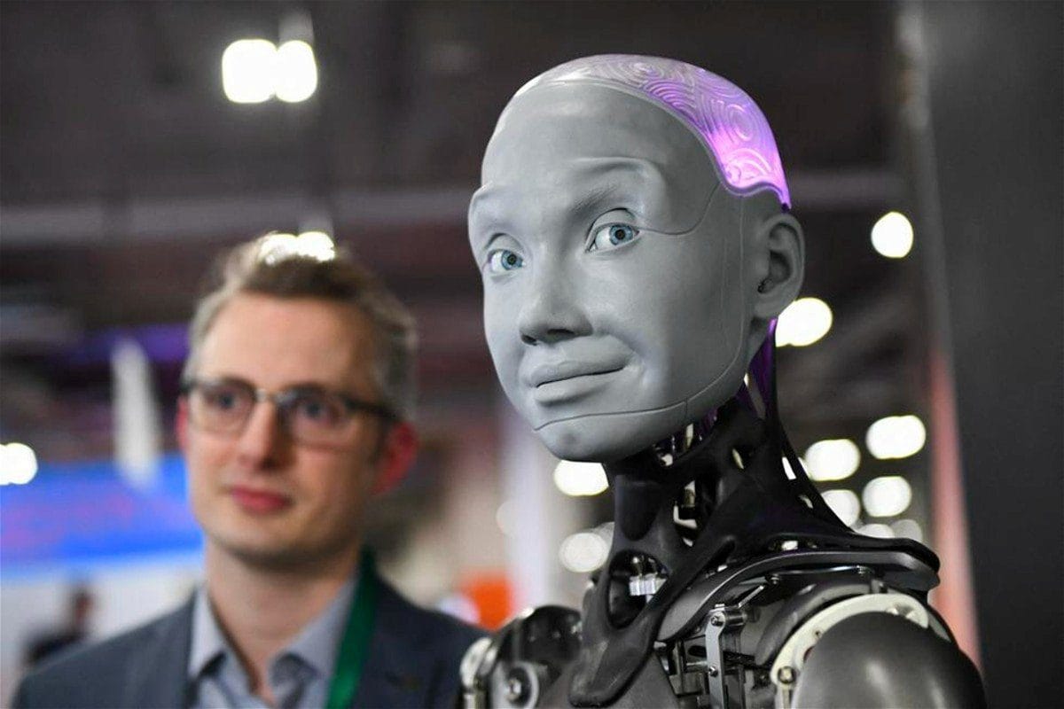 Zakaj Bill Gates verjame, da bomo v prihodnosti delali le dva dni na teden?