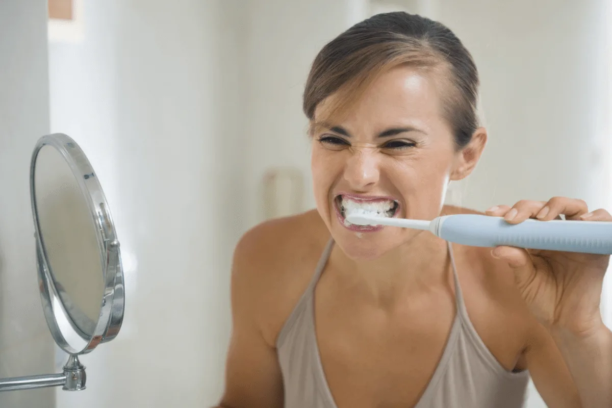 8 nasvetov zobozdravnikov, kako hitro in preprosto izboljšati stanje zob