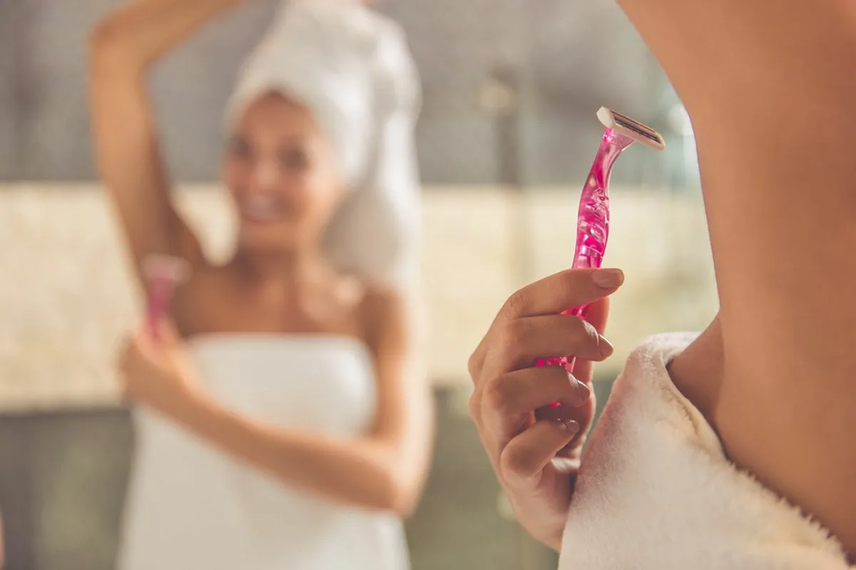 Ali res drži, da pogosto britje naredi dlake trše?