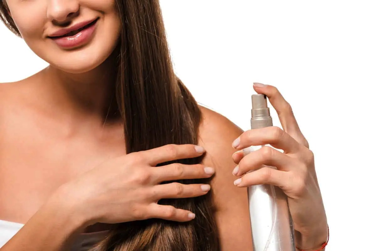 Kako pravilno uporabljati negovalne izdelke za lase brez izpiranja: vodnik za maksimalen učinek