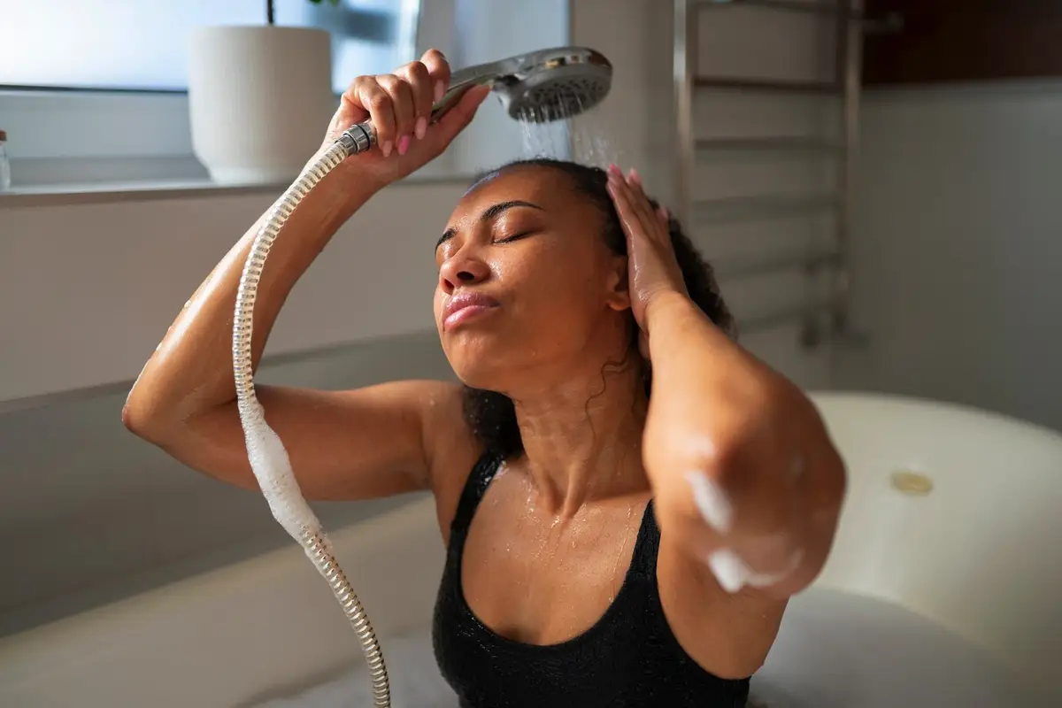 Zakaj velja, da je treba lase dvakrat namiliti s šamponom?