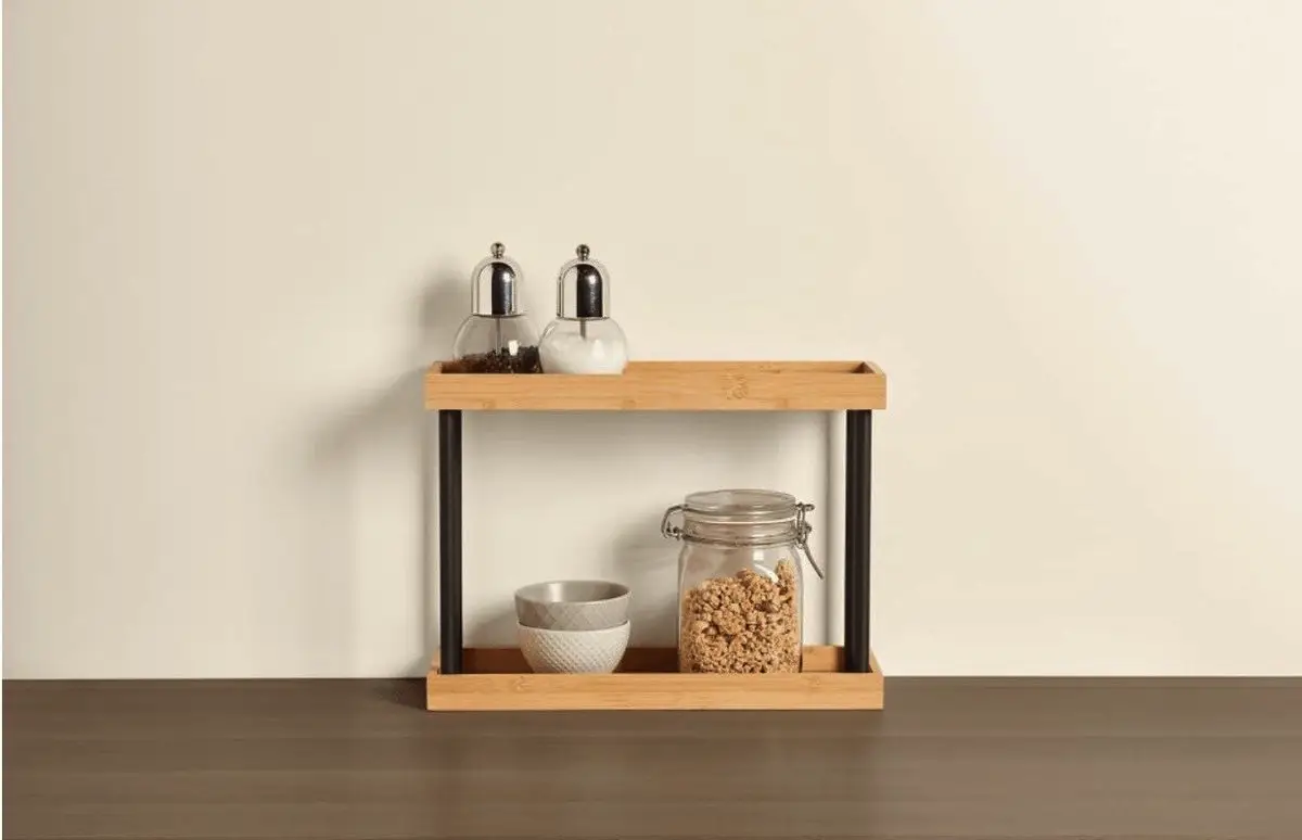 Brez nereda začimb na kuhinjskem pultu: Nov idealen način za sprostitev prostora in sodoben videz