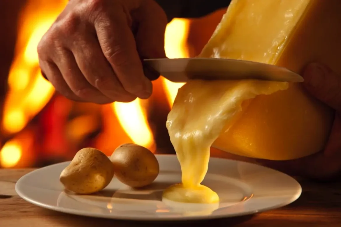 Ne le sir: Zakaj je stopljen sir okusnejši od običajnega?