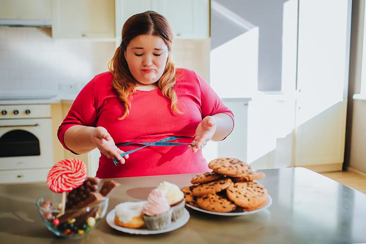 Katera hrana je bolj škodljiva za zdravje – sladka ali mastna?