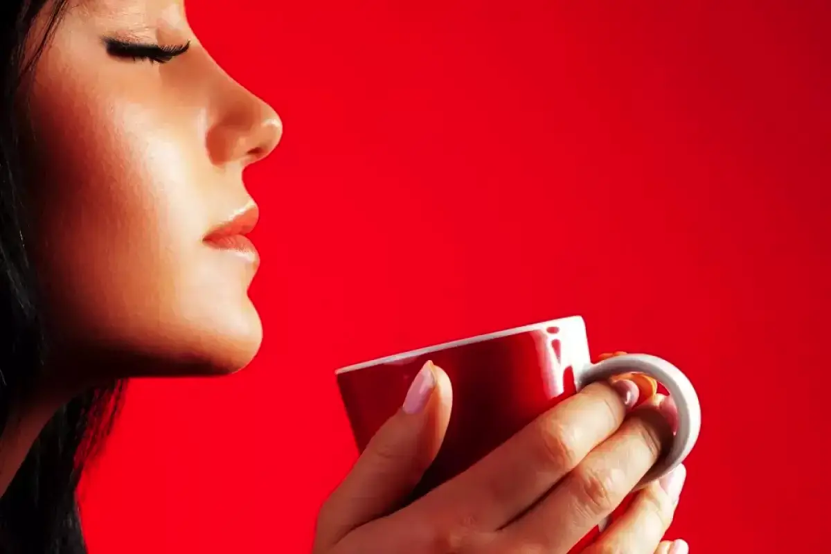 »Umirjujoča hrana«, ki v resnici takoj poslabša počutje: Izogibaj se ji