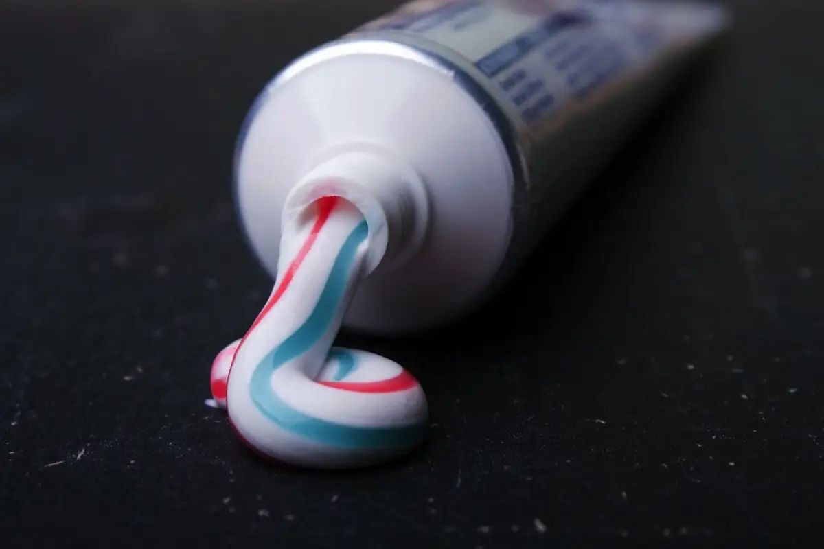 To vstavite v kotliček stranišča: v stranišču bo vedno dišalo po svežem