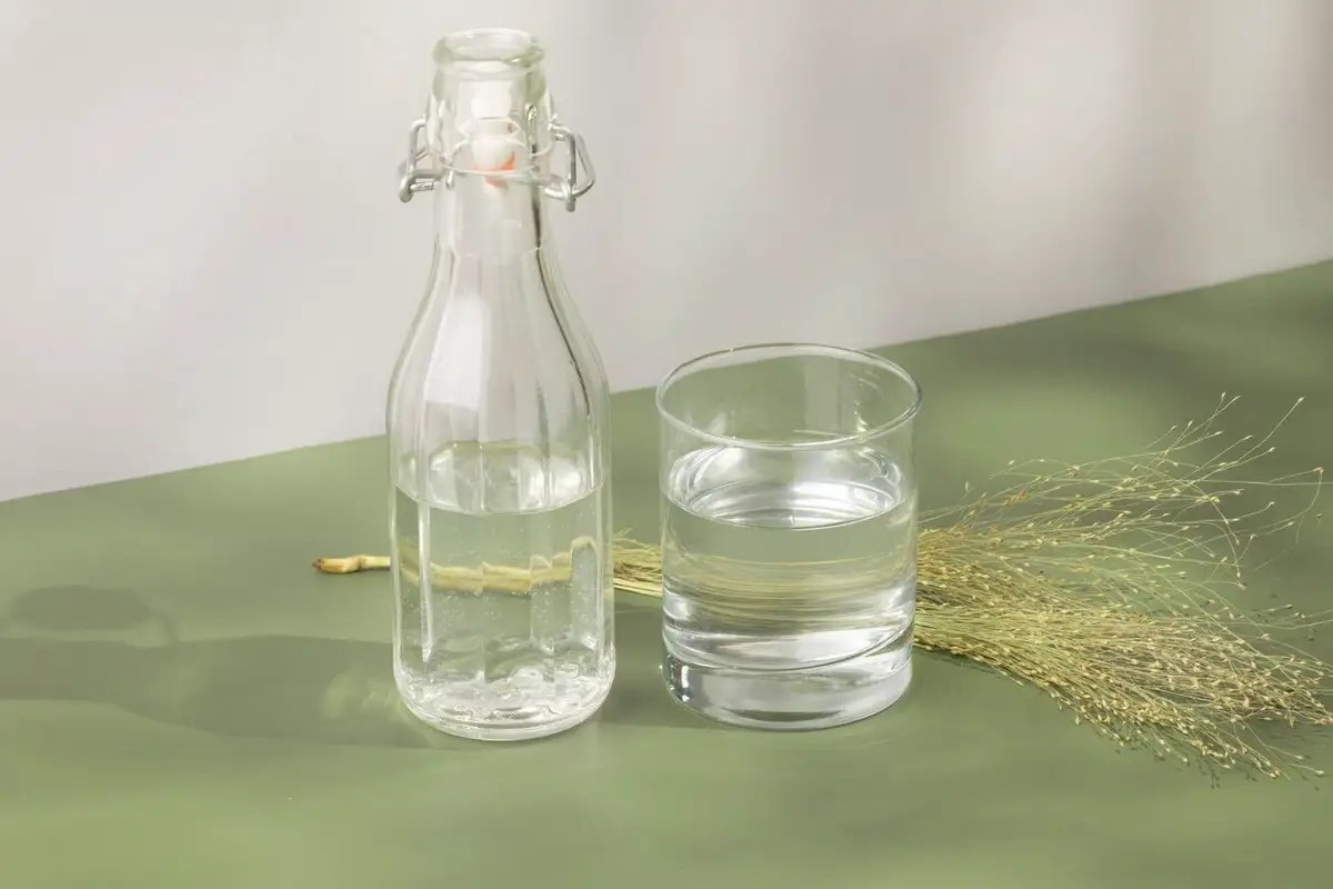 Očistite mikrovalovno pečico z domačim trikom brez poškodb