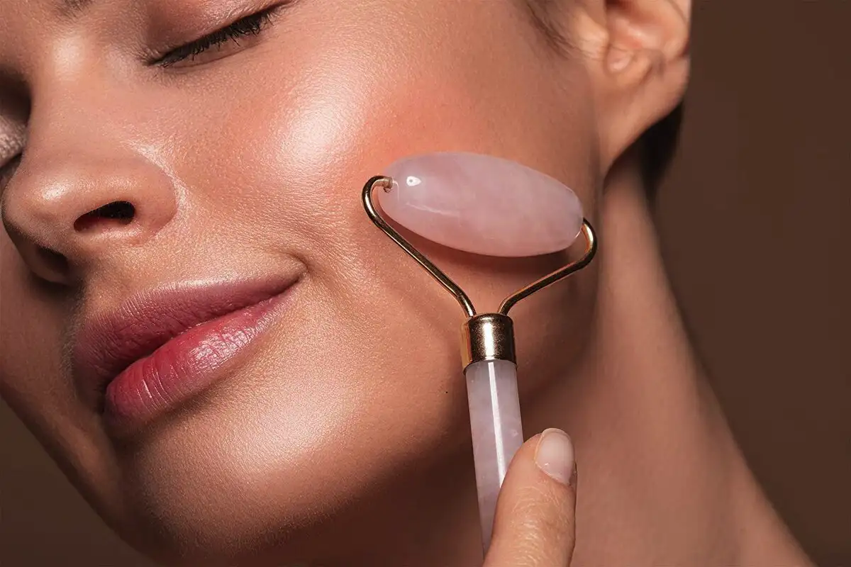 Kako doseči sijočo kožo: Domači triki za naraven sijaj iz notranjosti