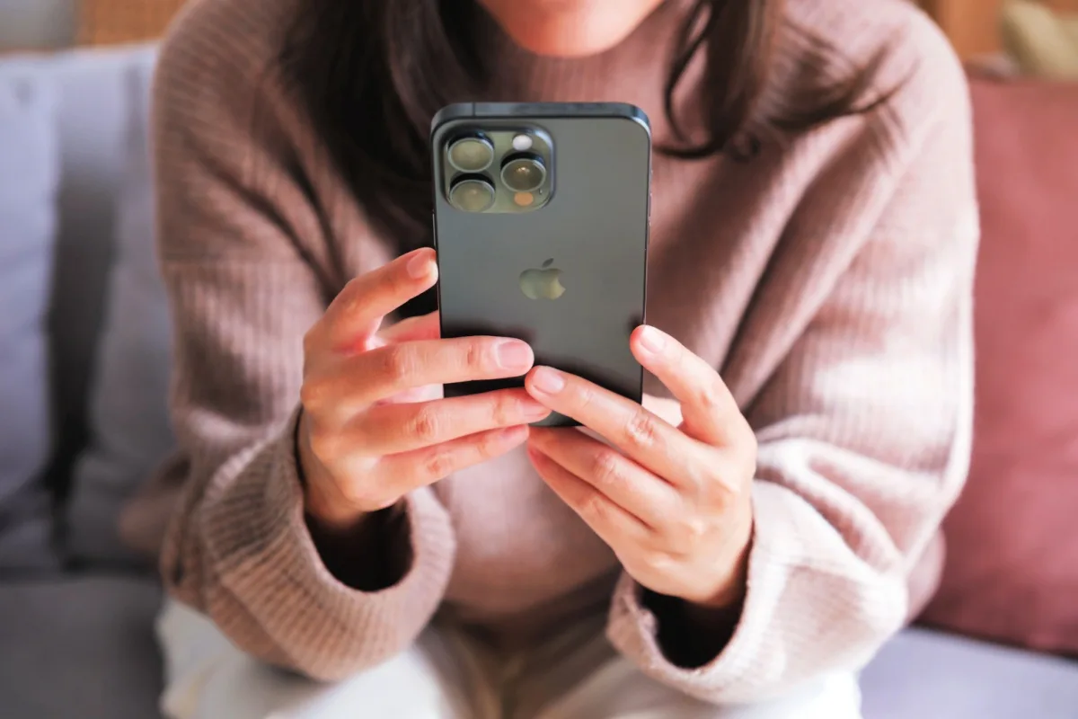 12 najhujših funkcij iPhone: Kako jih izključiti