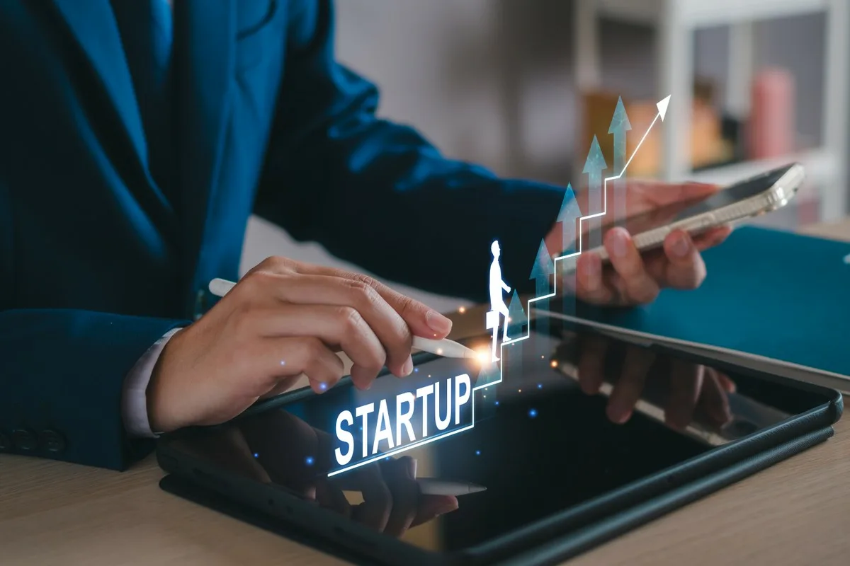 IT-startupi v Sloveniji: Kako Ljubljana postaja tehnološka zvezda leta 2025