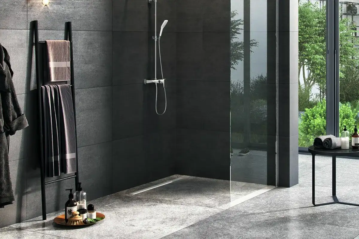 Italijanska prha: kako z eno spremembo polepšati kopalnico