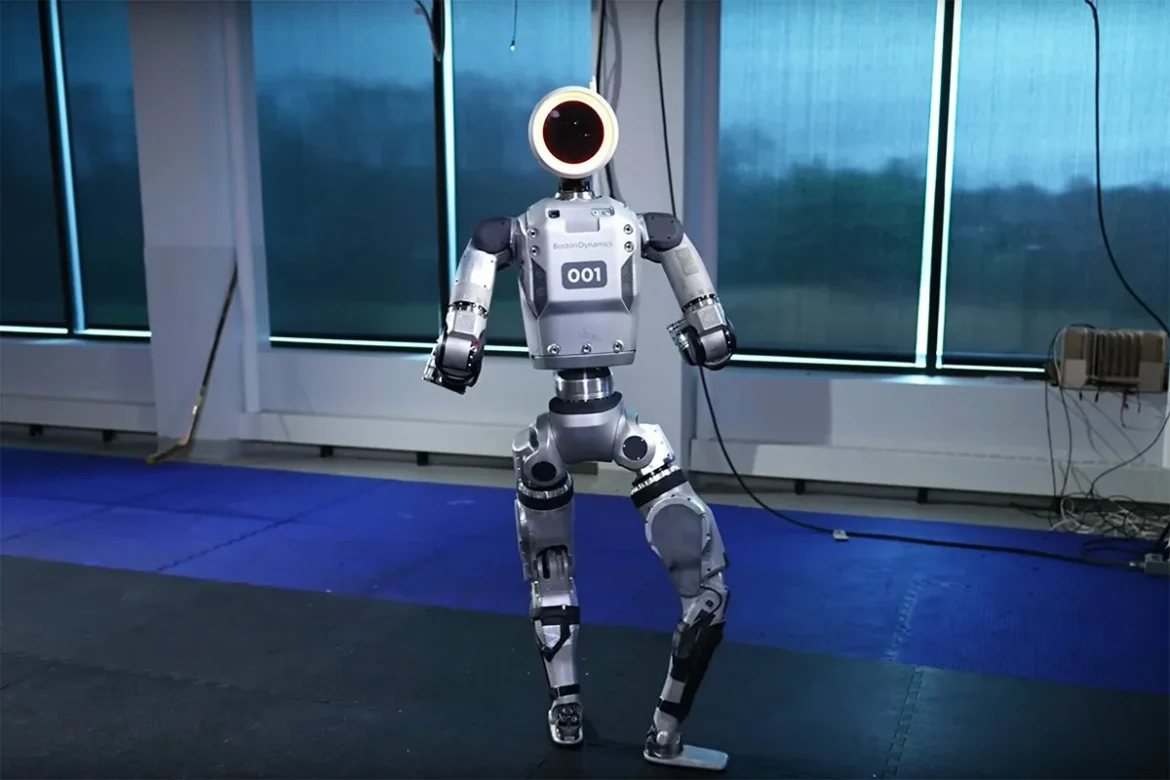 mali humanoidni roboti1 Mali humanoidni roboti po ceni pametnega telefona: kako spreminjajo domove