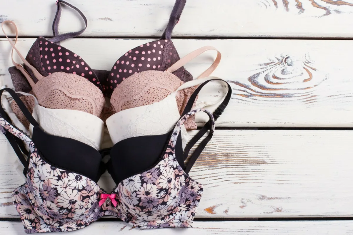 Kdaj perilo res potrebuje vročo vodo: Strokovnjaki razkrivajo skrivnosti čistosti in higiene