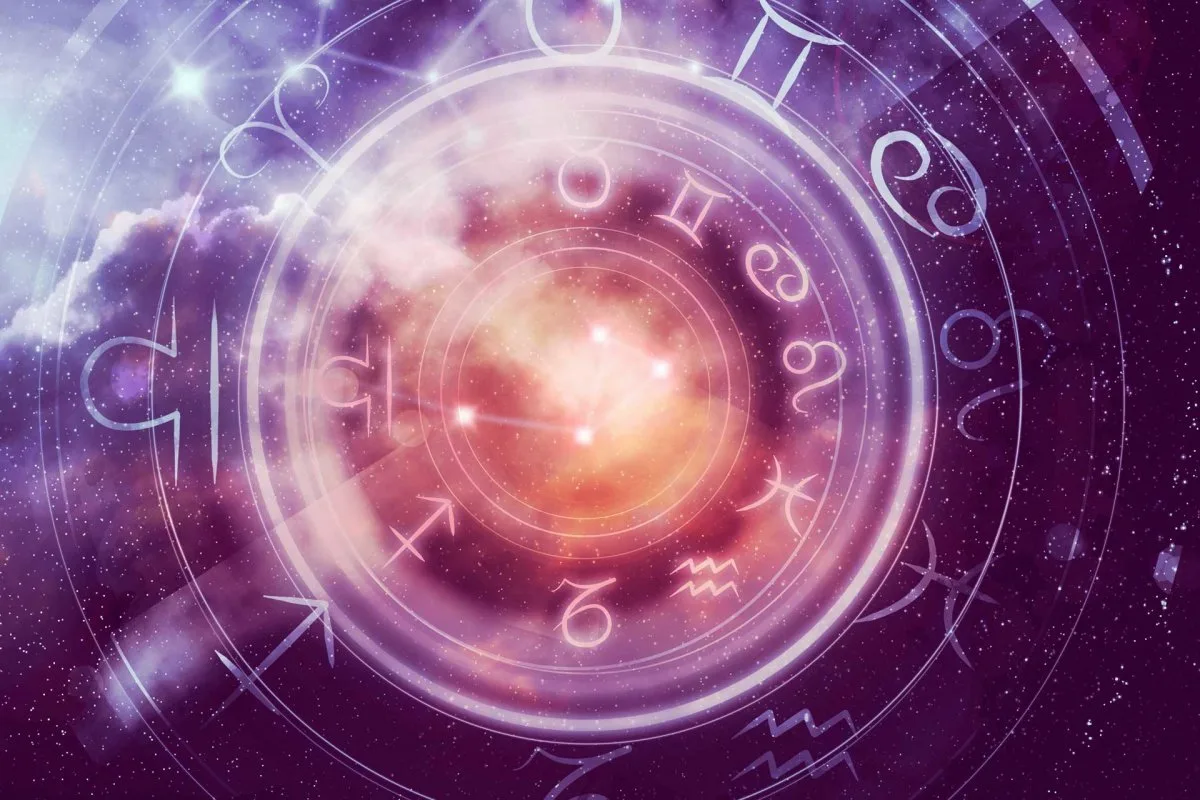 Astrologija: Barva, ki bo pritegnila dobro energijo vašemu znamenju ta sredo