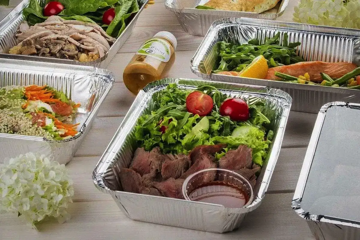 Kako Doseči, Da So Lasje Gladki in Sijoči: Popoln Vodnik za Domačo Nego