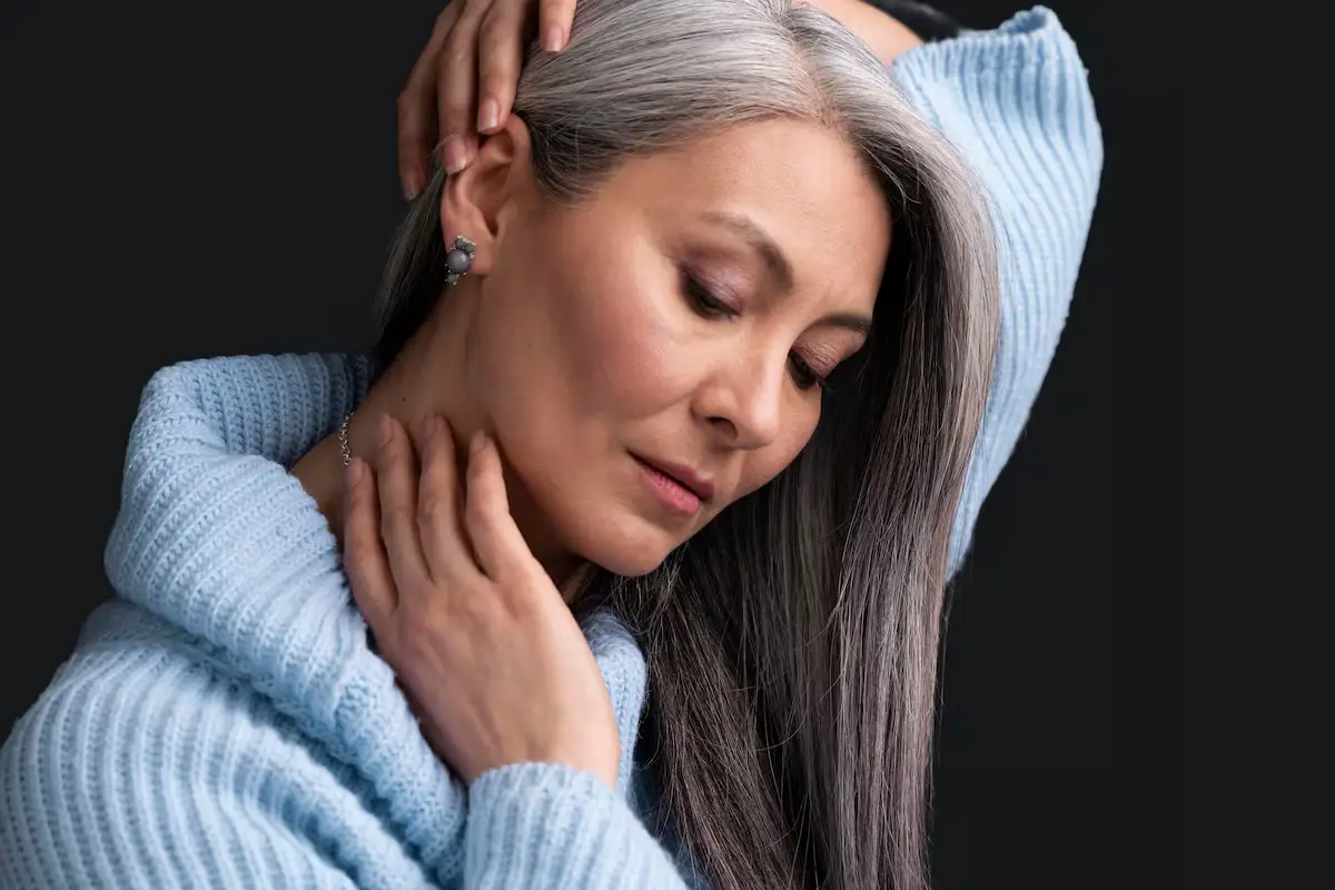 Z napačnim odtenkom las lahko izgledate 10 let starejše