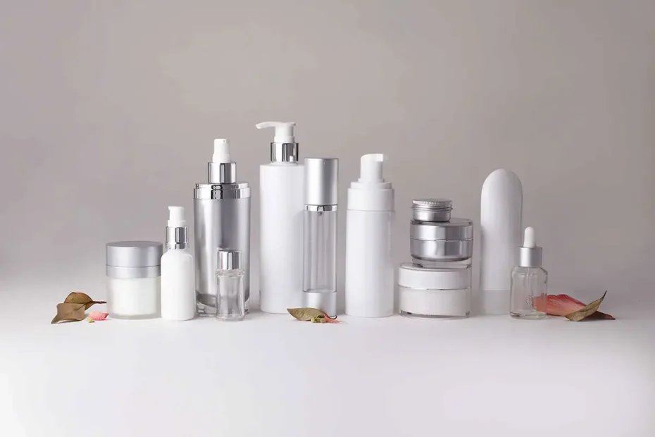 Iz praznih embalaž kreme in šampona naredite čudovite denarnice ali posodice za malenkosti