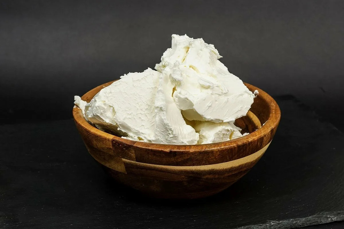 Pozabite na pečico: Tako pripravite okusen vaniljev cheesecake s samo 6 sestavinami