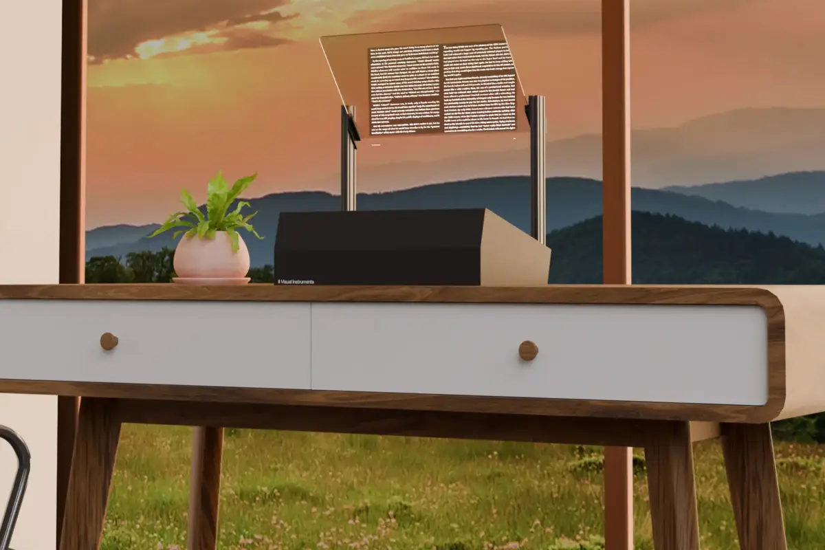 Phantom: Prvi na svetu prozoren monitor za računalnike