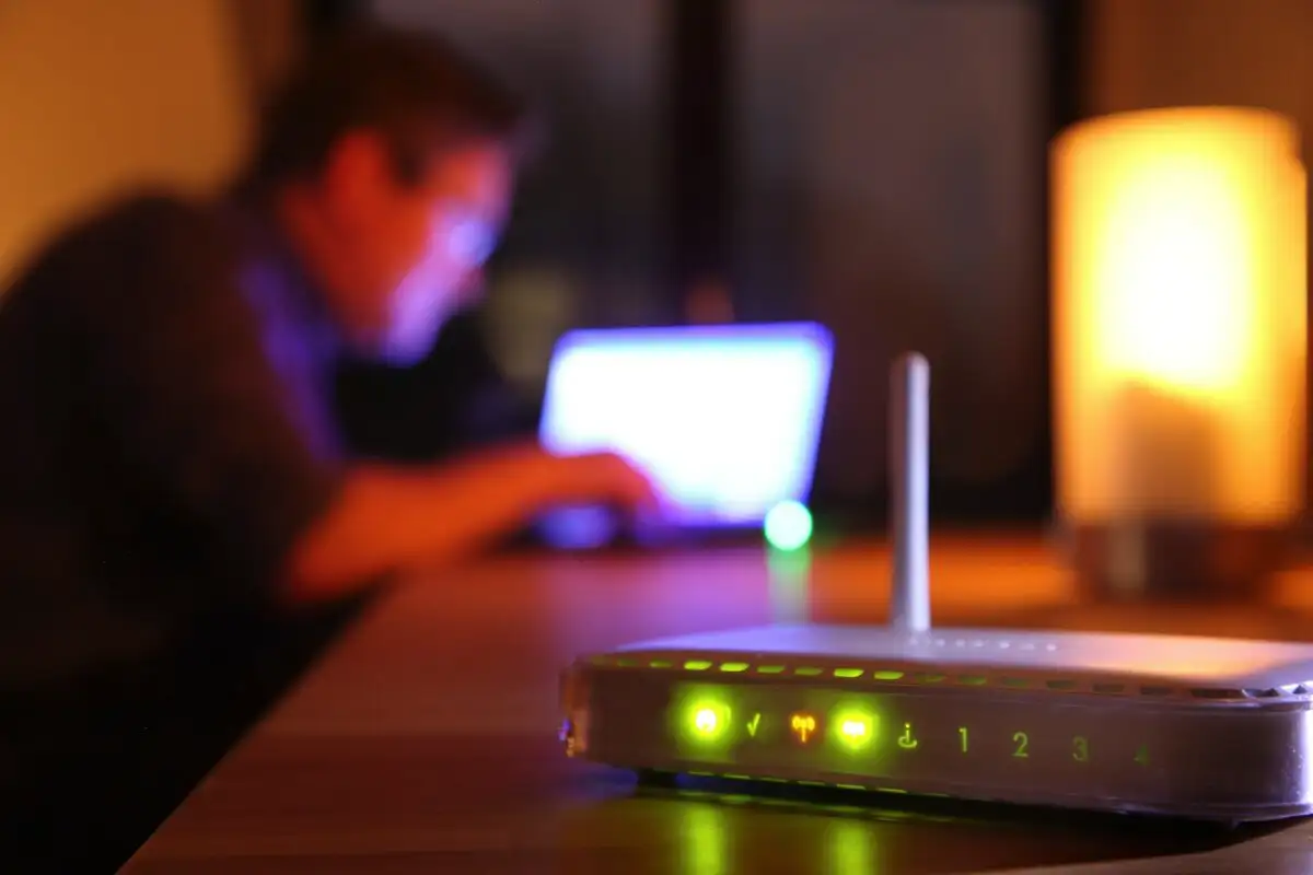 Kako pravilno ponovno zagnati usmerjevalnik in zakaj to sploh početi