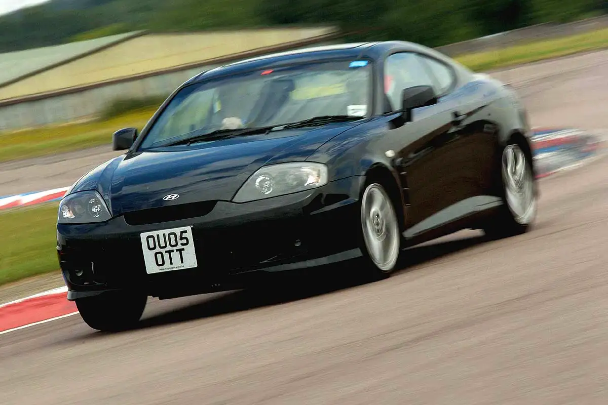 Pet rabljenih avtomobilov pod 2000 evri: "Šasija, ki jo je nastavil Porsche, je moj favorit"