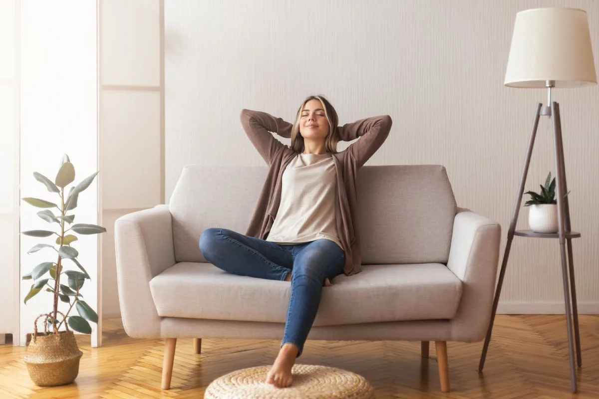 Zakaj vedno sedite na istem mestu na kavču: Skrivnosti psihologije