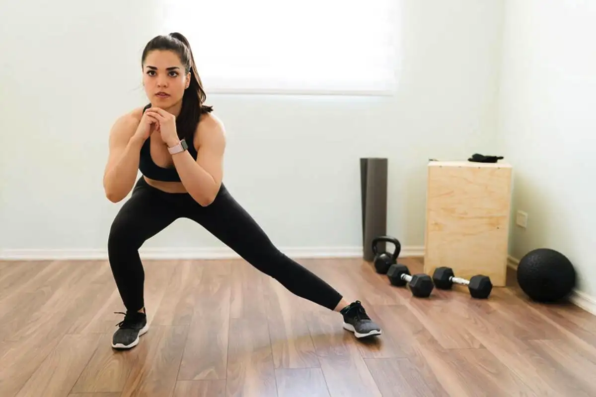 Za reliefne noge in čvrste zadnjice: kako pravilno izvajati stranske izpade?