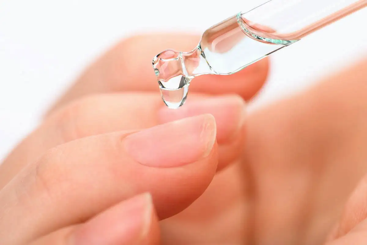 Zakaj ne čutimo bolečine, ko si strižemo nohte: znanost pojasni skrivnost