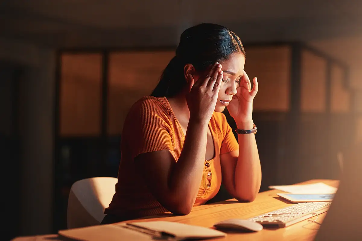 9 strupenih fraz, ki jih ljudje uporabljajo namenoma, da te uničijo od znotraj 