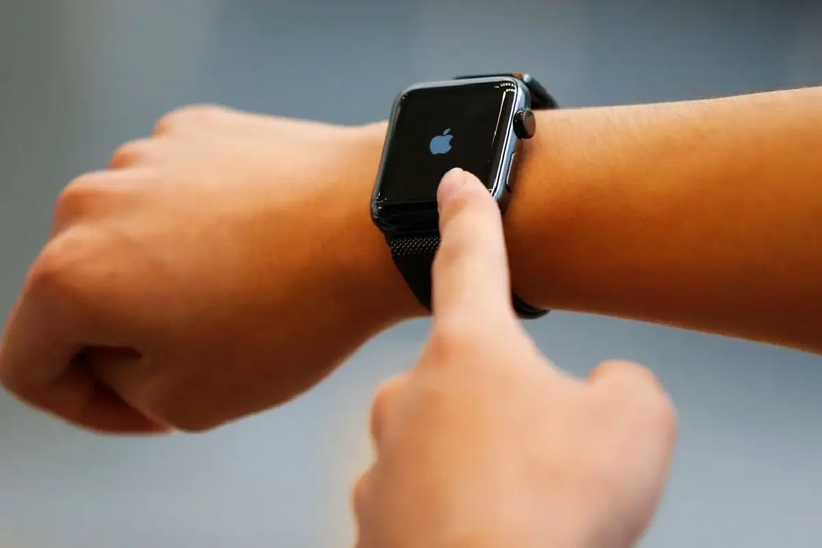 Zakaj vsi “šljopajo” po Apple Watch in zakaj boš čez teden dni počel enako