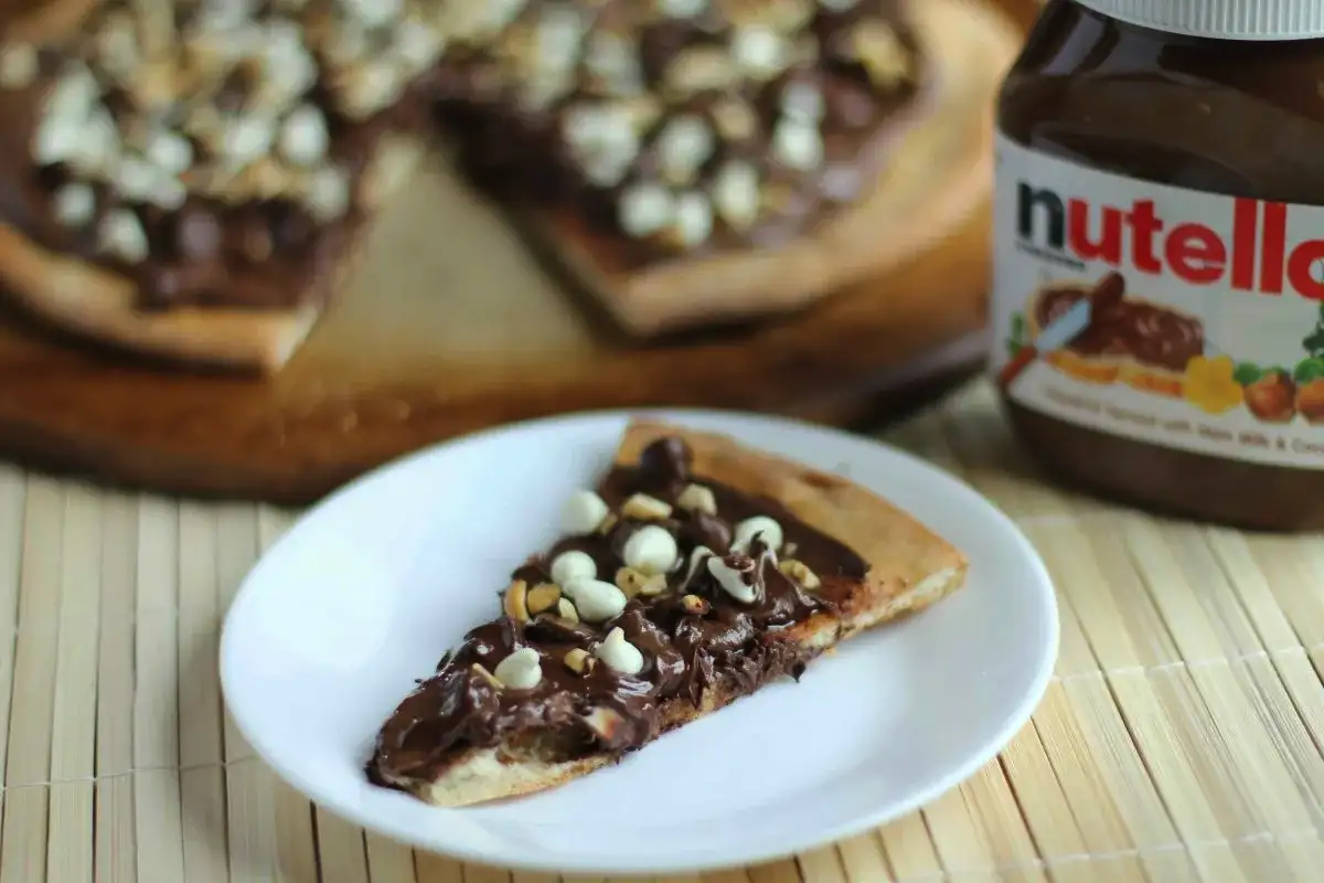 Arašidovo maslo proti čokoladnemu namazu tipa Nutella: kateri manj škodi – in zakaj sta povsem različna izdelka